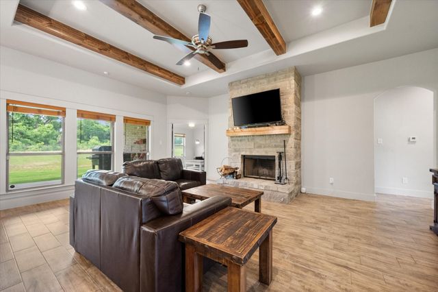 1052 Kessler Road, Weatherford, TX 76087