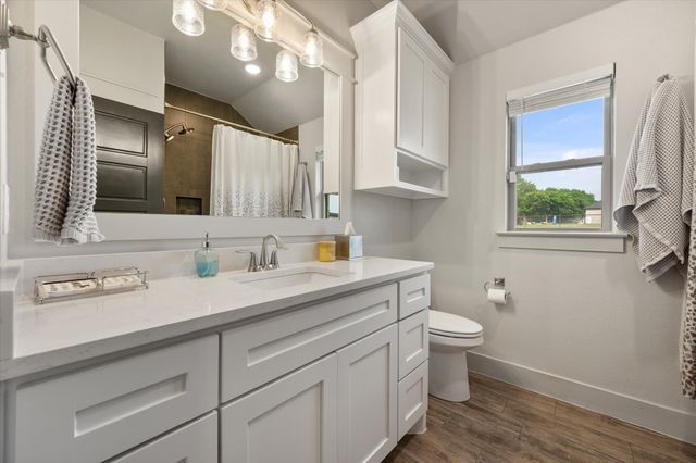 1052 Kessler Road, Weatherford, TX 76087