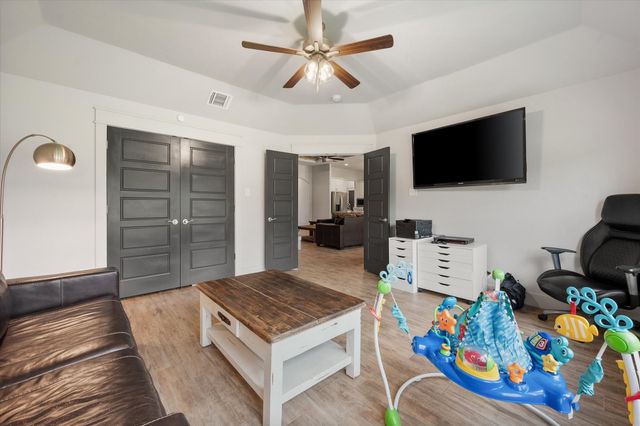 1052 Kessler Road, Weatherford, TX 76087