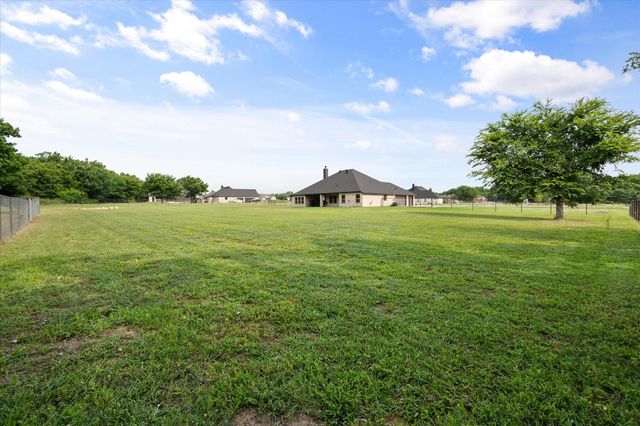 1052 Kessler Road, Weatherford, TX 76087