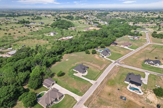 1052 Kessler Road, Weatherford, TX 76087