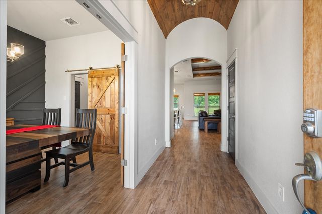 1052 Kessler Road, Weatherford, TX 76087