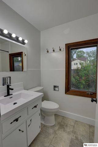 1505 N 61st Street, Omaha, NE 68104
