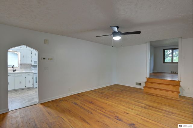 1505 N 61st Street, Omaha, NE 68104