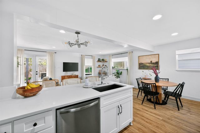 6205 Hylawn DR, Austin, TX 78723