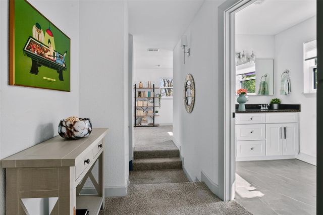 6205 Hylawn DR, Austin, TX 78723