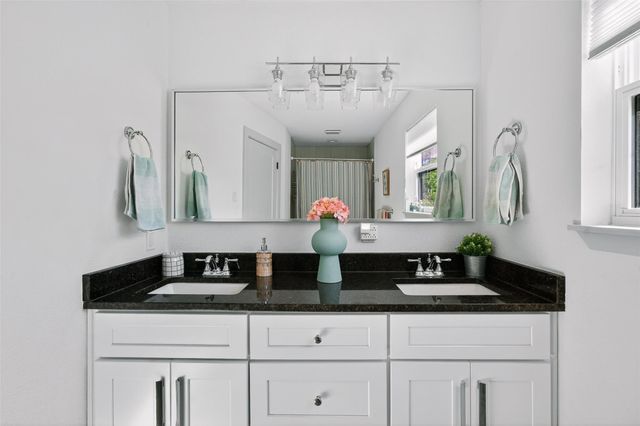 6205 Hylawn DR, Austin, TX 78723