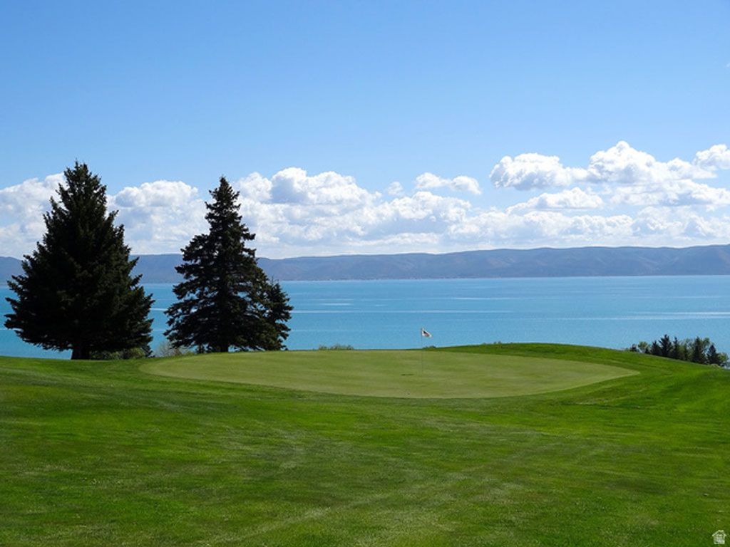 Image 7 of property listing at 425 Hickock Dr 310, Fish Haven, ID 83287
