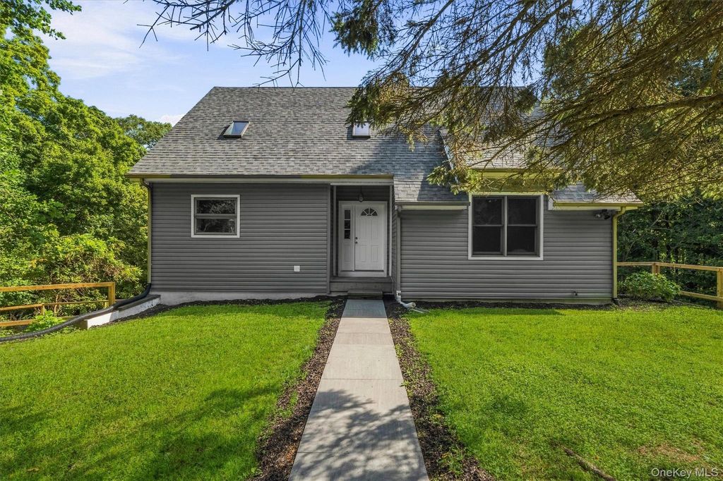 72 East Street, South Salem, NY 10590 — photo 2