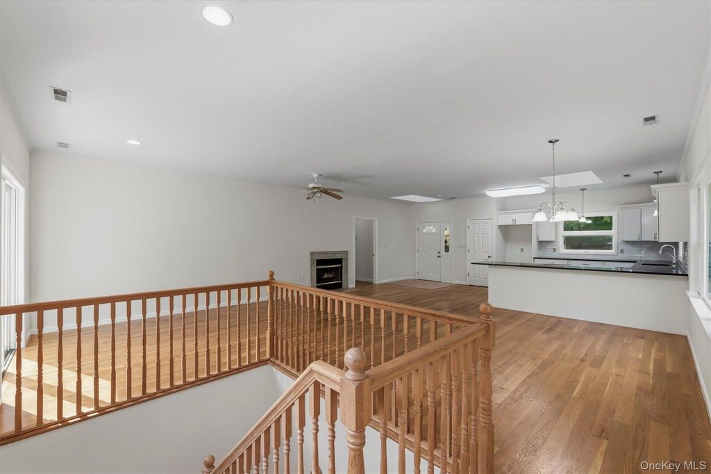 72 East Street, South Salem, NY 10590 — photo 3