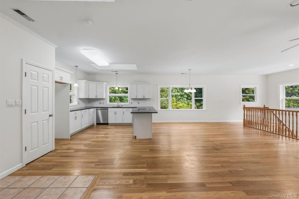 72 East Street, South Salem, NY 10590 — photo 5