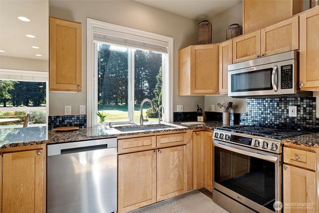 6505 Turnberry Lane SE, Olympia, WA 98501