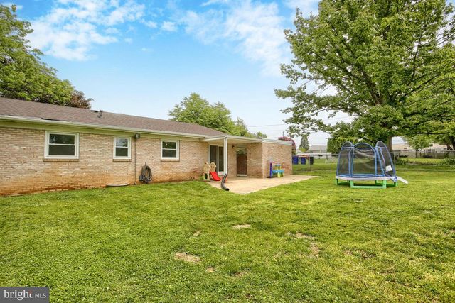 50 OLD ORCHARD CIRCLE, Camp Hill, PA 17011