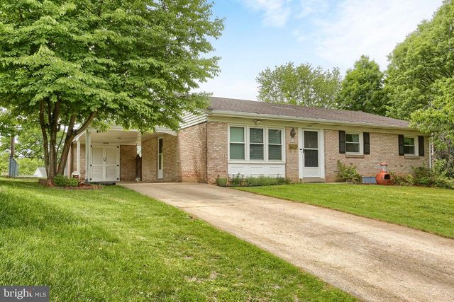 50 OLD ORCHARD CIRCLE, Camp Hill, PA 17011