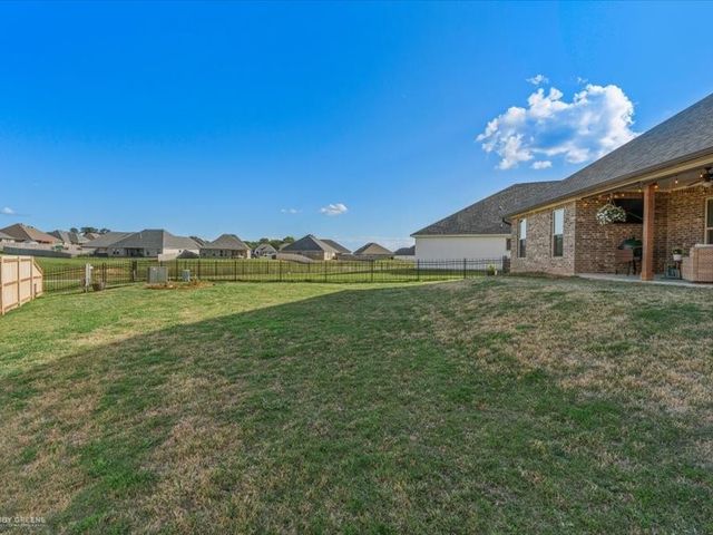 133 Brimestone Loop, Benton, LA 71006