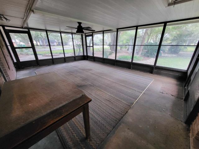 706 Maple Street, Sweeny, TX 77480