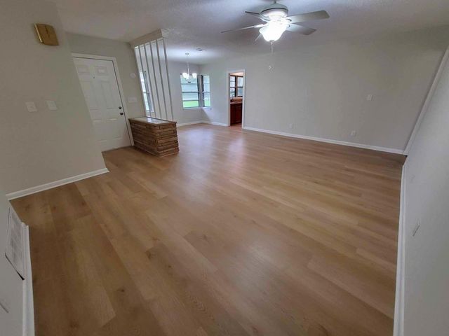 706 Maple Street, Sweeny, TX 77480
