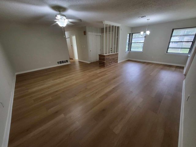 706 Maple Street, Sweeny, TX 77480