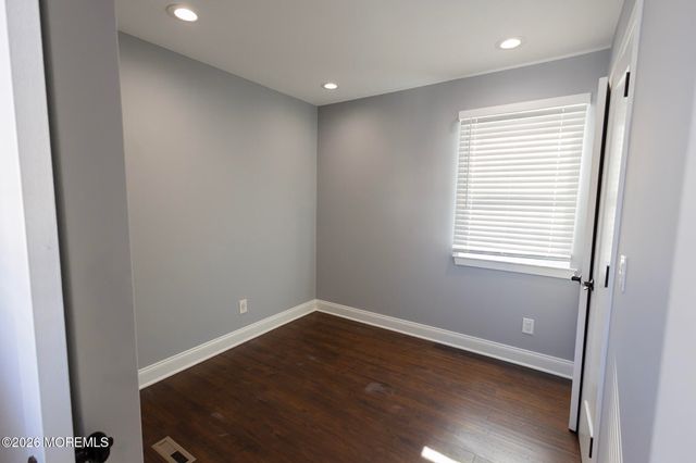 20 Grace Lane, Howell, NJ 07731