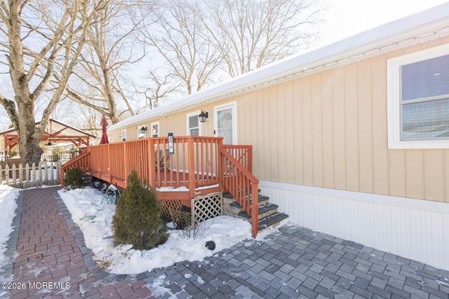 20 Grace Lane, Howell, NJ 07731