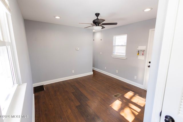 20 Grace Lane, Howell, NJ 07731