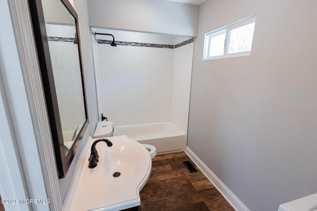 20 Grace Lane, Howell, NJ 07731