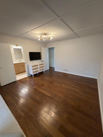 4984 Three Points Boulevard, Mound, MN 55364