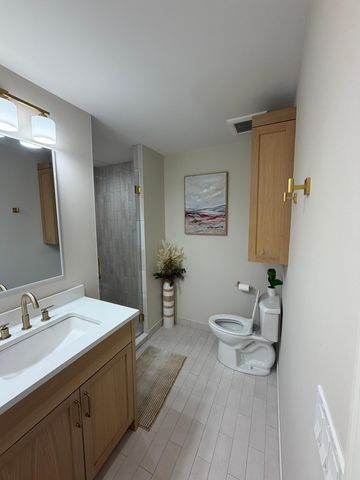 4984 Three Points Boulevard, Mound, MN 55364