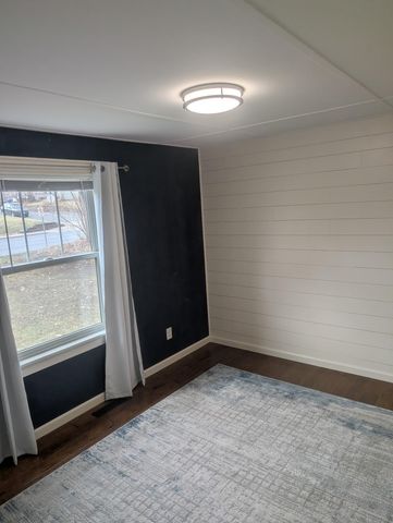 4984 Three Points Boulevard, Mound, MN 55364