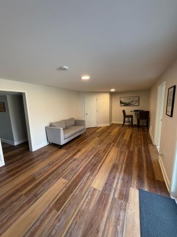 4984 Three Points Boulevard, Mound, MN 55364