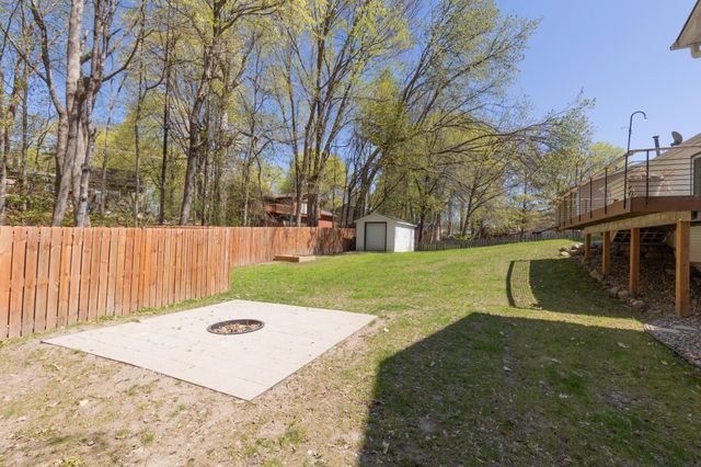 4984 Three Points Boulevard, Mound, MN 55364