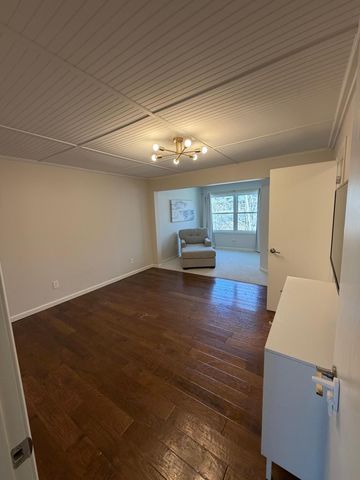 4984 Three Points Boulevard, Mound, MN 55364