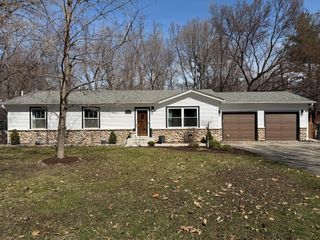4984 Three Points Boulevard, Mound, MN 55364