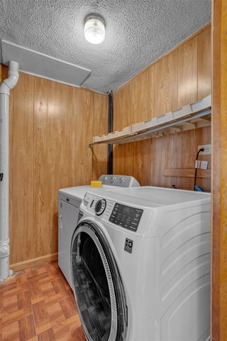 1 Metcalf Avenue, North Providence, RI 02911