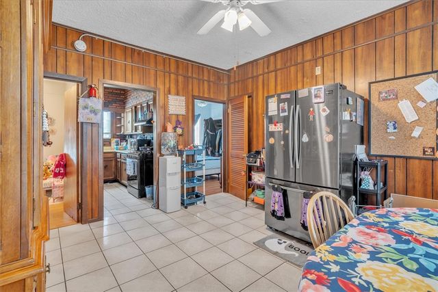 1 Metcalf Avenue, North Providence, RI 02911