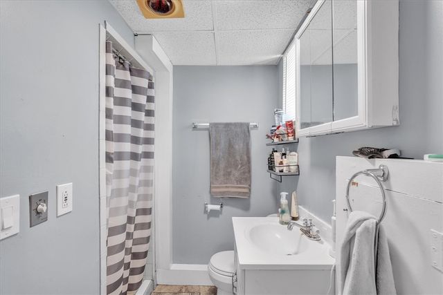 1 Metcalf Avenue, North Providence, RI 02911