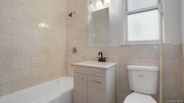 3412 Hunter Avenue, Bronx, NY 10475