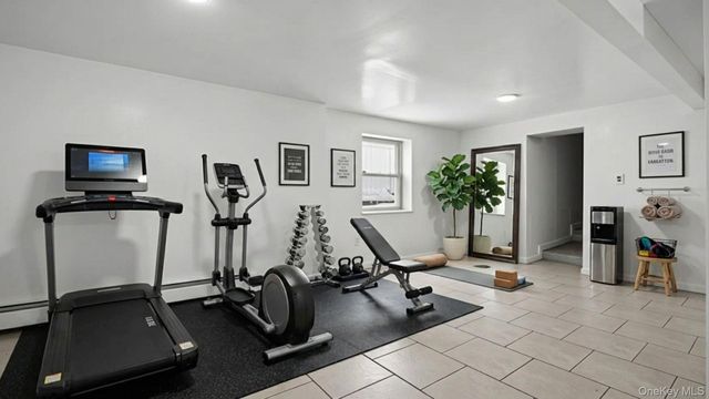 3412 Hunter Avenue, Bronx, NY 10475