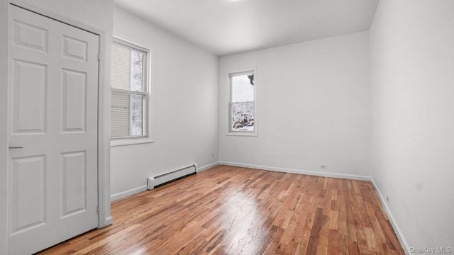 3412 Hunter Avenue, Bronx, NY 10475