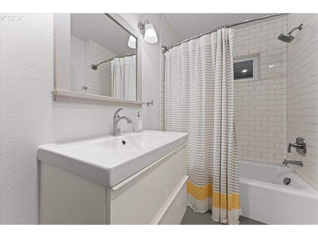 12321 Ne 293RD St, Battle Ground, WA 98604