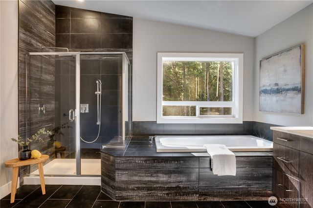 1828 Clorindi Circle NW, Gig Harbor, WA 98335