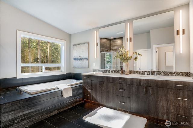1828 Clorindi Circle NW, Gig Harbor, WA 98335