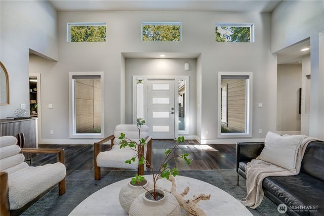 1828 Clorindi Circle NW, Gig Harbor, WA 98335