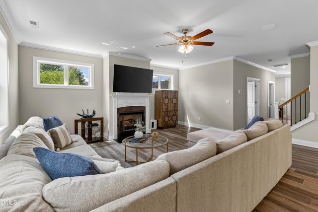 2812 Meadow Bluffs Way, Fuquay Varina, NC 27526