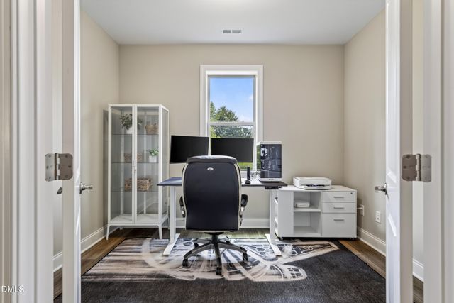 2812 Meadow Bluffs Way, Fuquay Varina, NC 27526