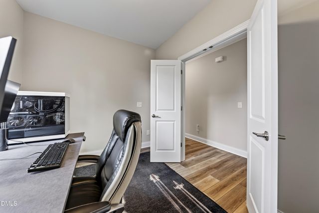 2812 Meadow Bluffs Way, Fuquay Varina, NC 27526