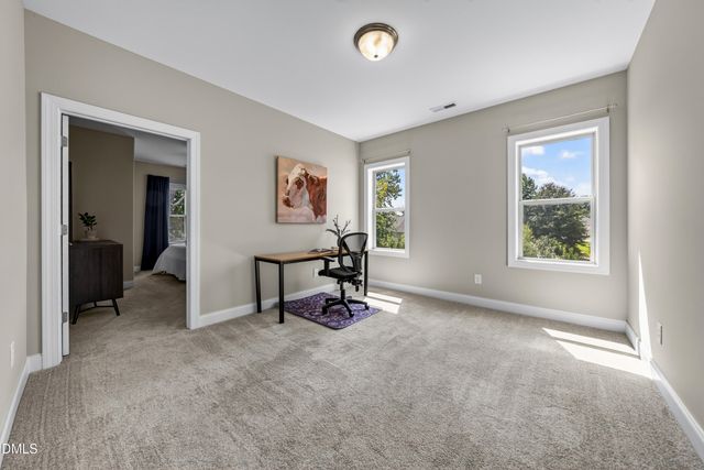 2812 Meadow Bluffs Way, Fuquay Varina, NC 27526
