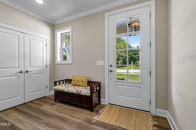 2812 Meadow Bluffs Way, Fuquay Varina, NC 27526