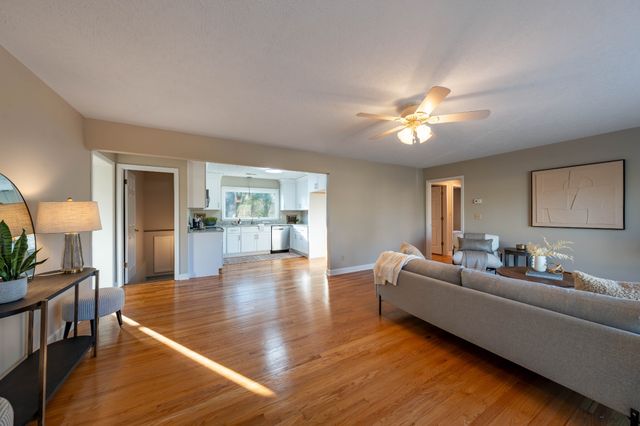 1514 5th Ave, W, Springfield, TN 37172
