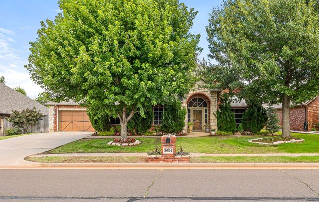 3604 Sagebrush Place, Yukon, OK 73099